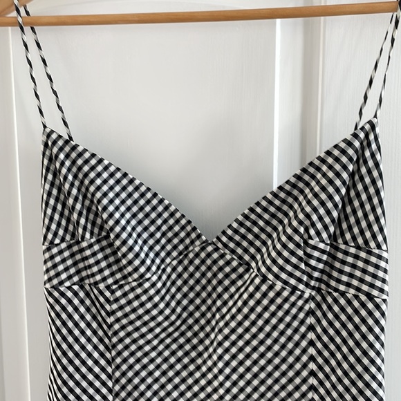 Laundry formal gown - Picture 2 of 9